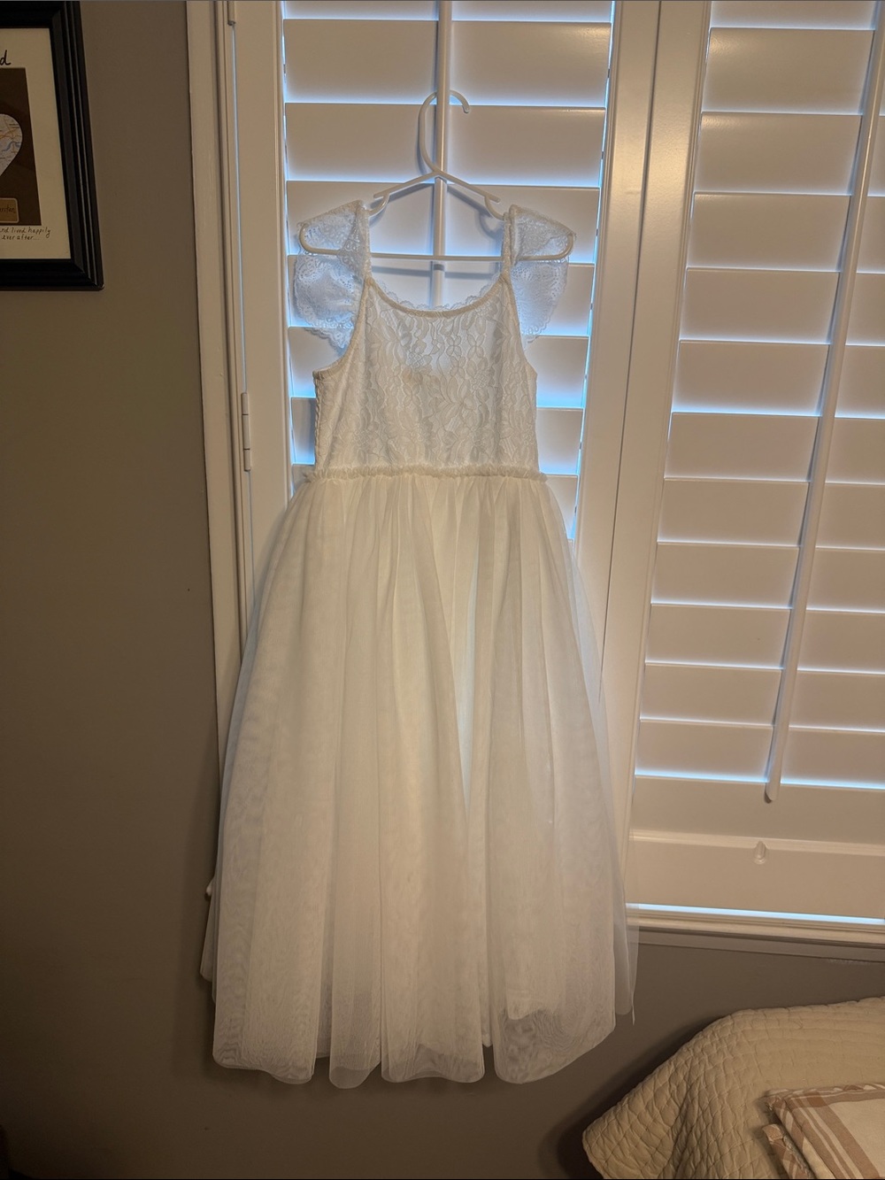 White Lace & Tulle Girls' Formal Dress - Elegant Occasion Wear